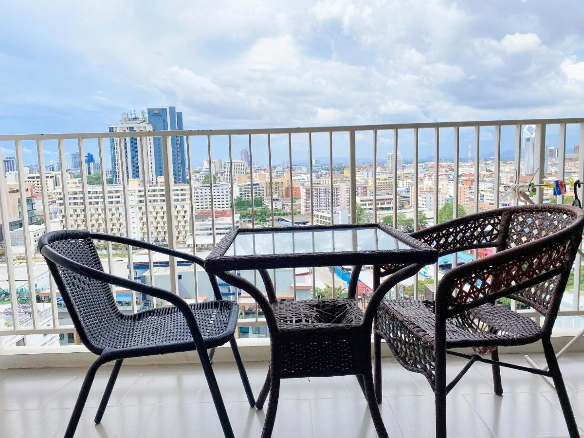 Appartamento The Base Seaview Pattaya